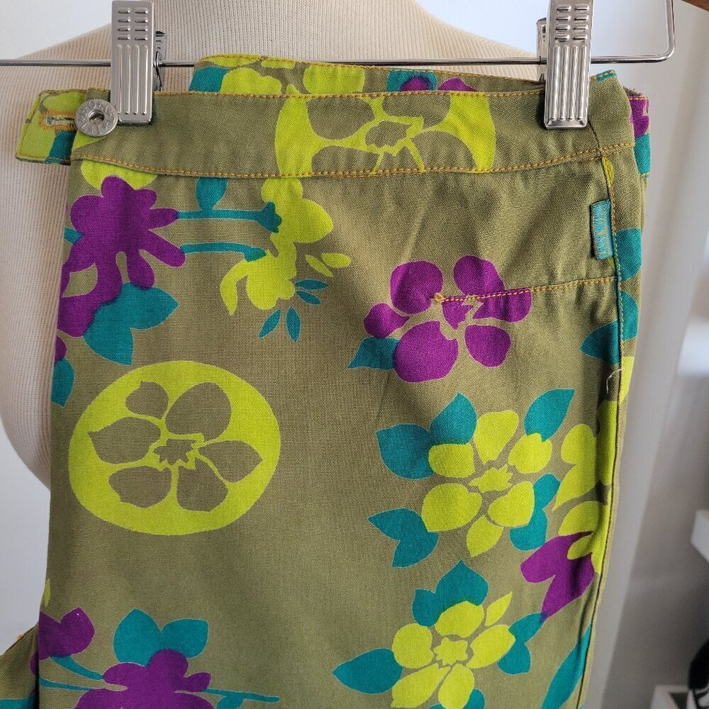 Green Paisley 70’s Style Wide Leg Green Flower Pants (Size: 42 Equal to a 10-12)